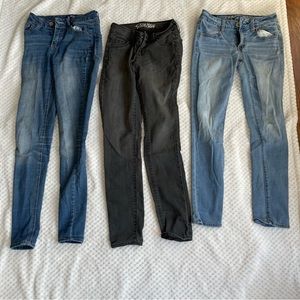 Bundle 3 pairs jeans  girls juniors size 0 American Eagle, Old Navy Rockstar